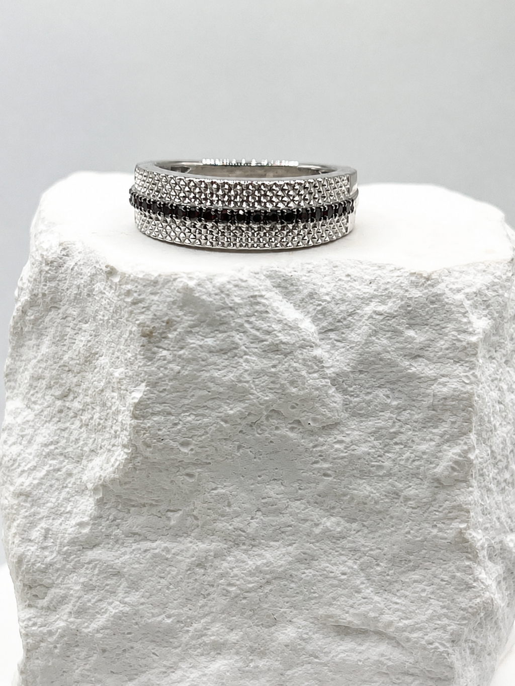 Textured Silver Band Ring with Garnet