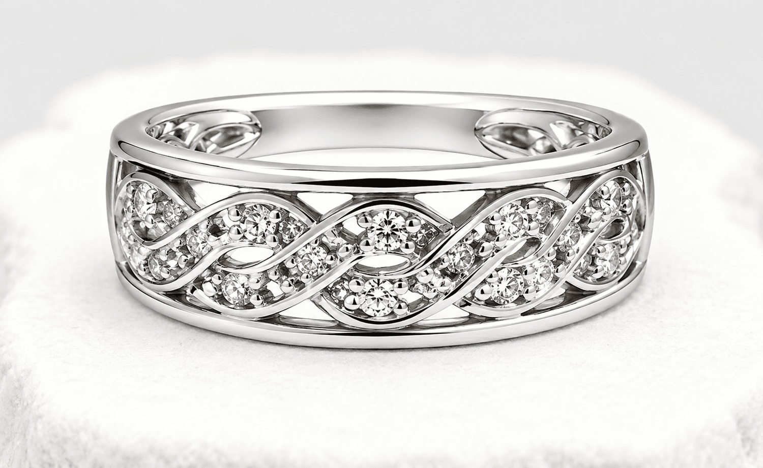 Vintage Filigree Diamond Silver Ring