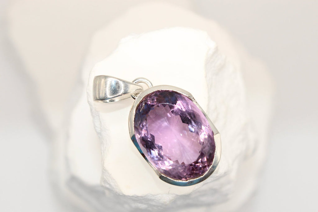 Natural Amethyst Solitaire Pendant