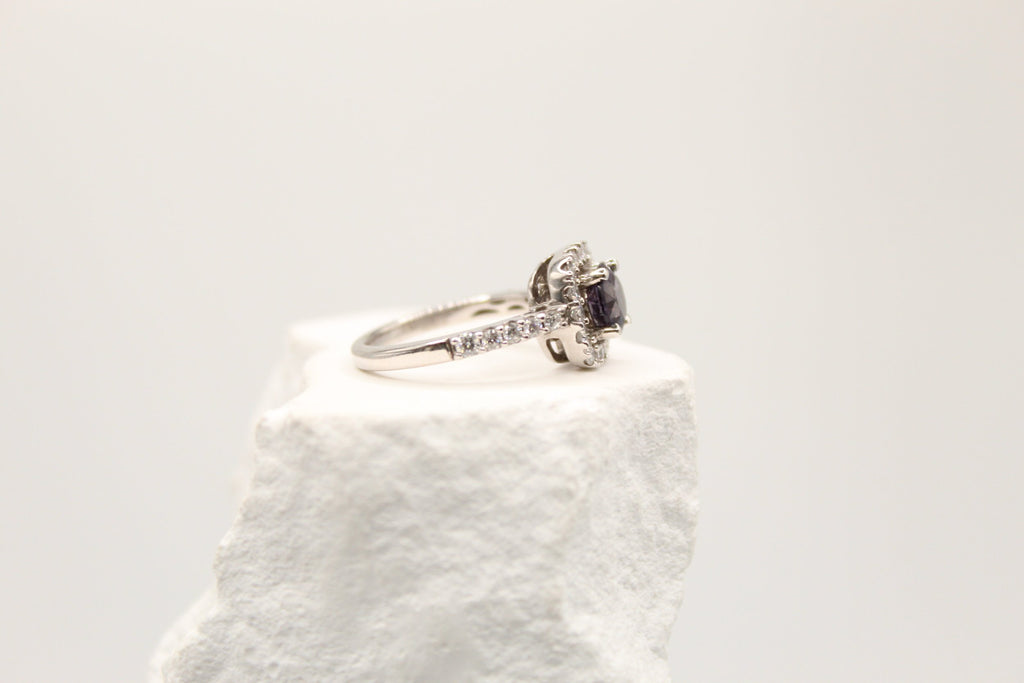 Diamond Spinel Dreamlight Ring