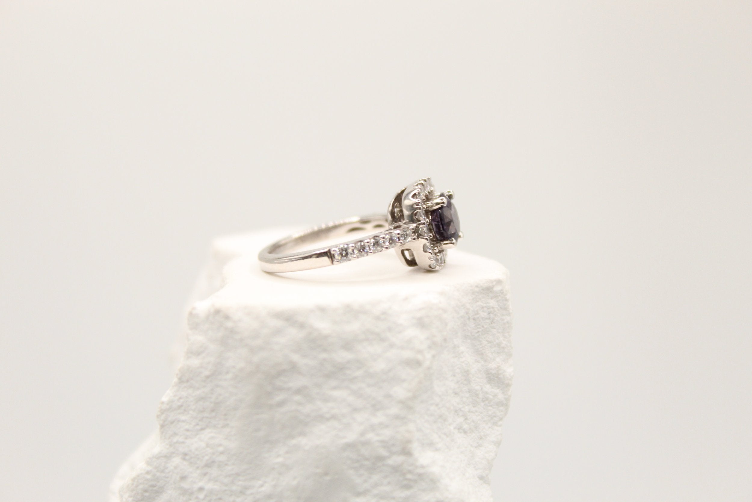 Diamond Spinel Dreamlight Ring