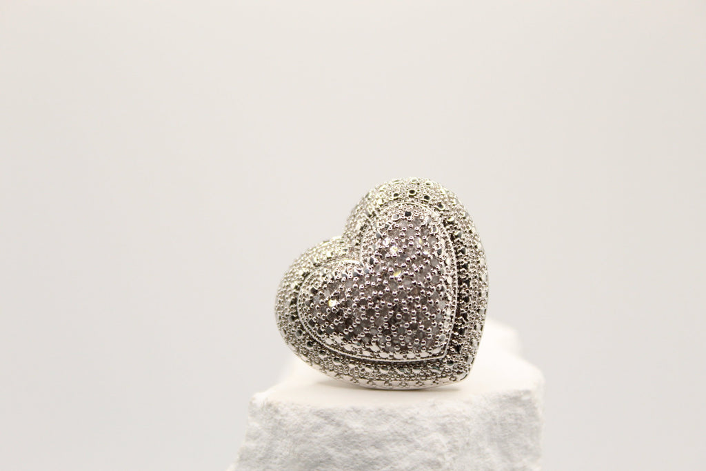 Endless Love Pavé Heart Ring