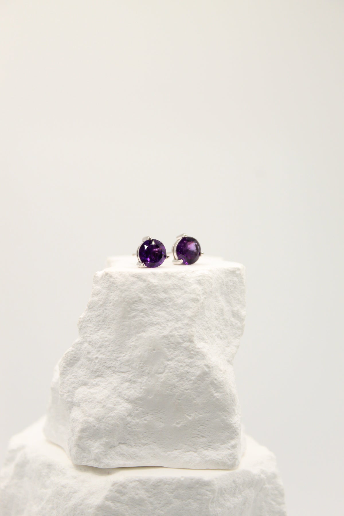 Deep Glow Amethyst Studs