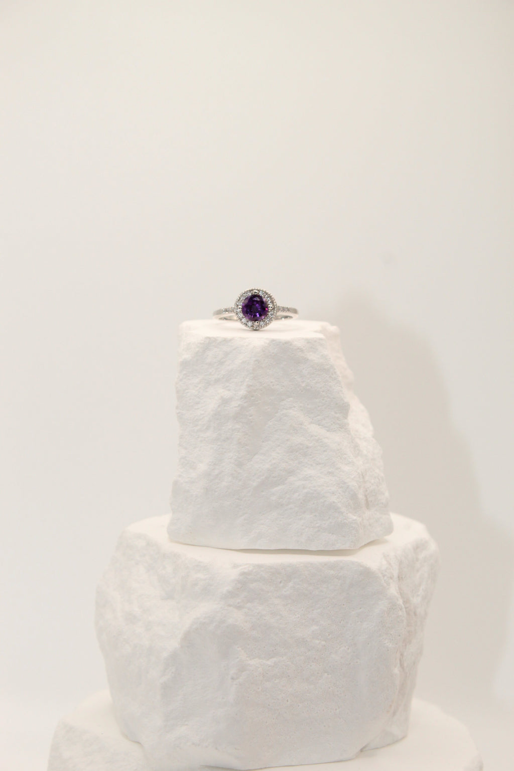 Celeste Glamour Halo Ring
