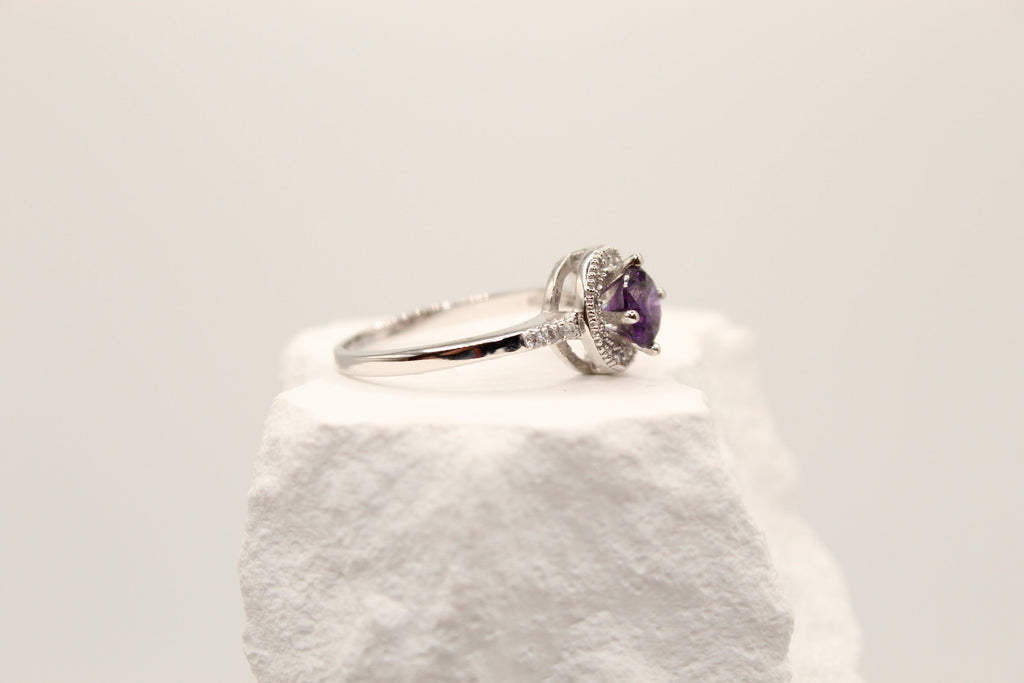 Celeste Glamour Halo Ring
