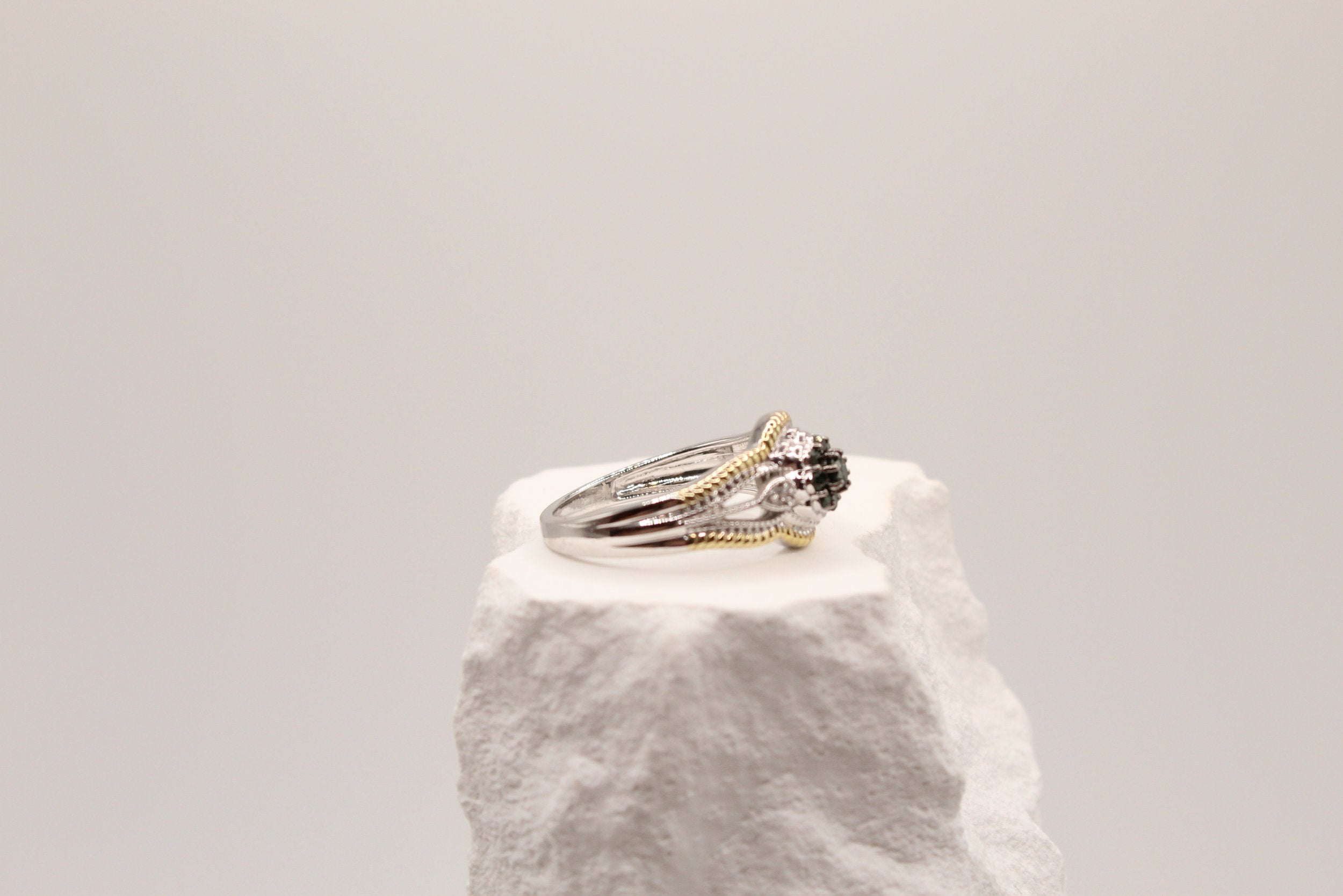 Green Diamond Silver Ring
