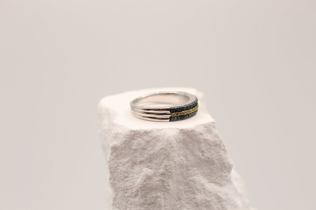 Midnight Aura Ring