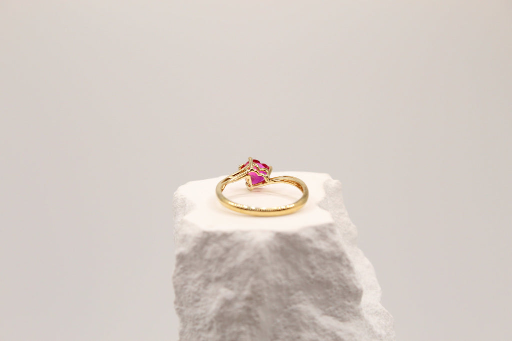 Heart Stone Silver Ring