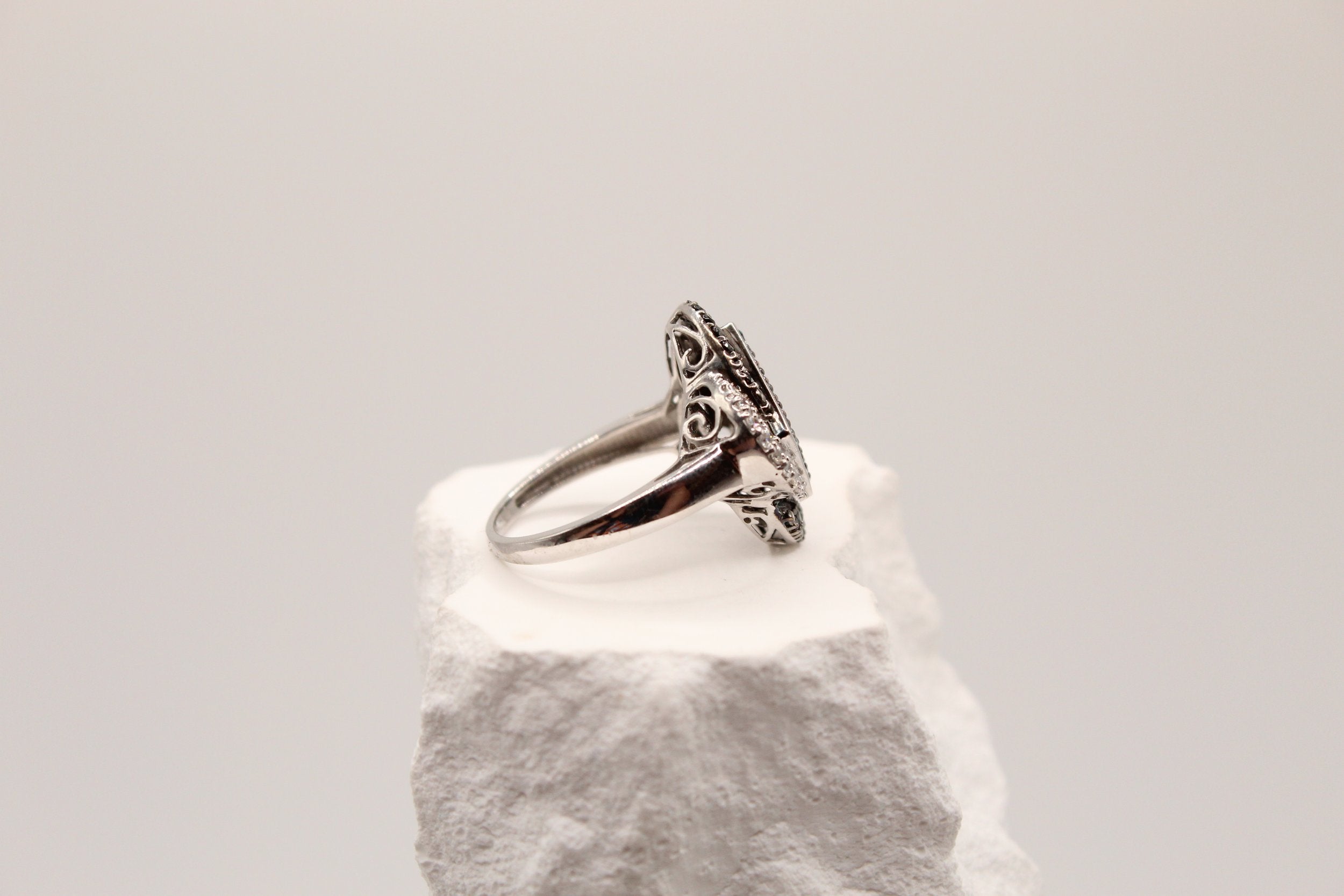 Deep Forest Ring