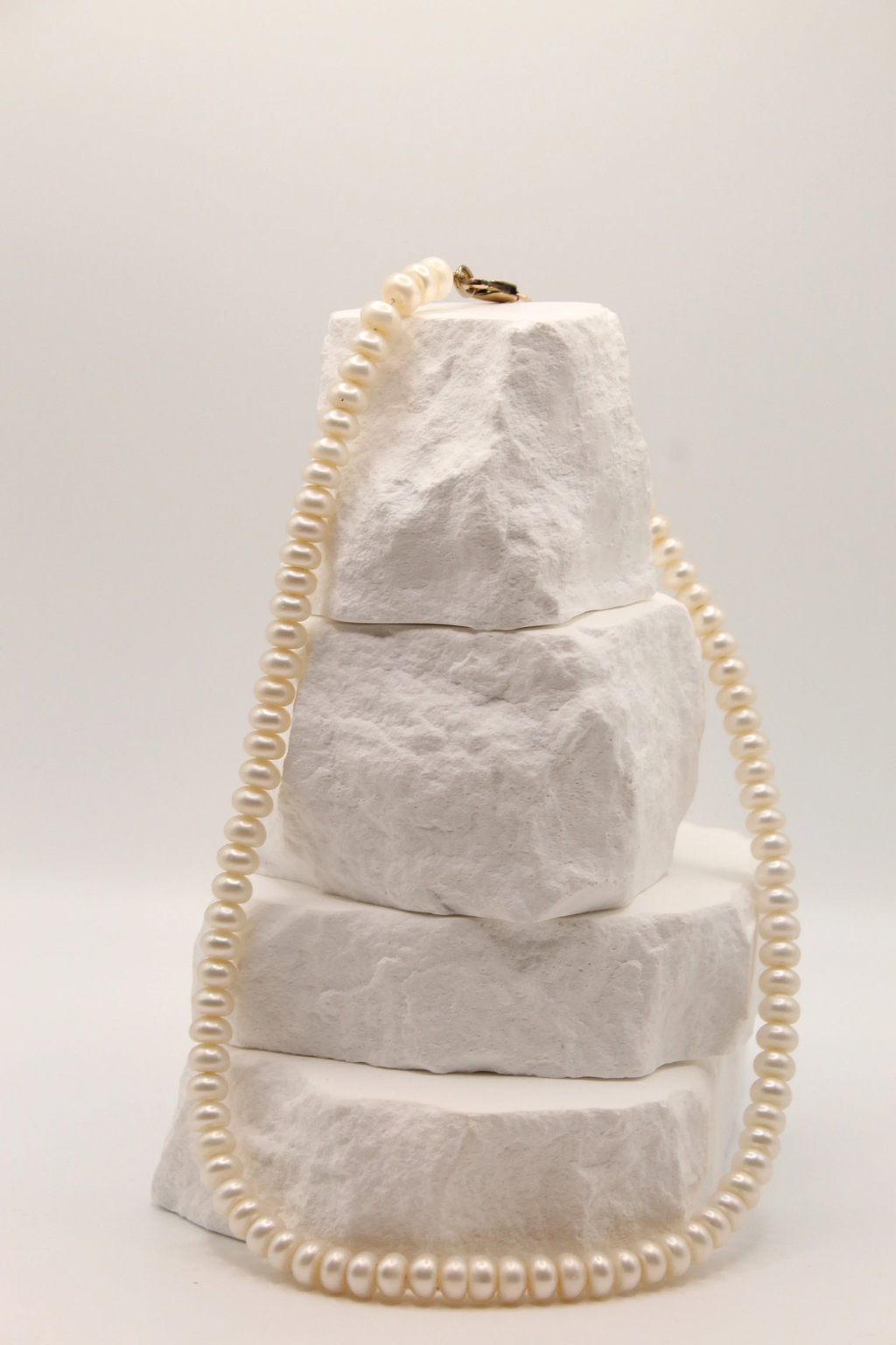 Lumière Pearl Necklace