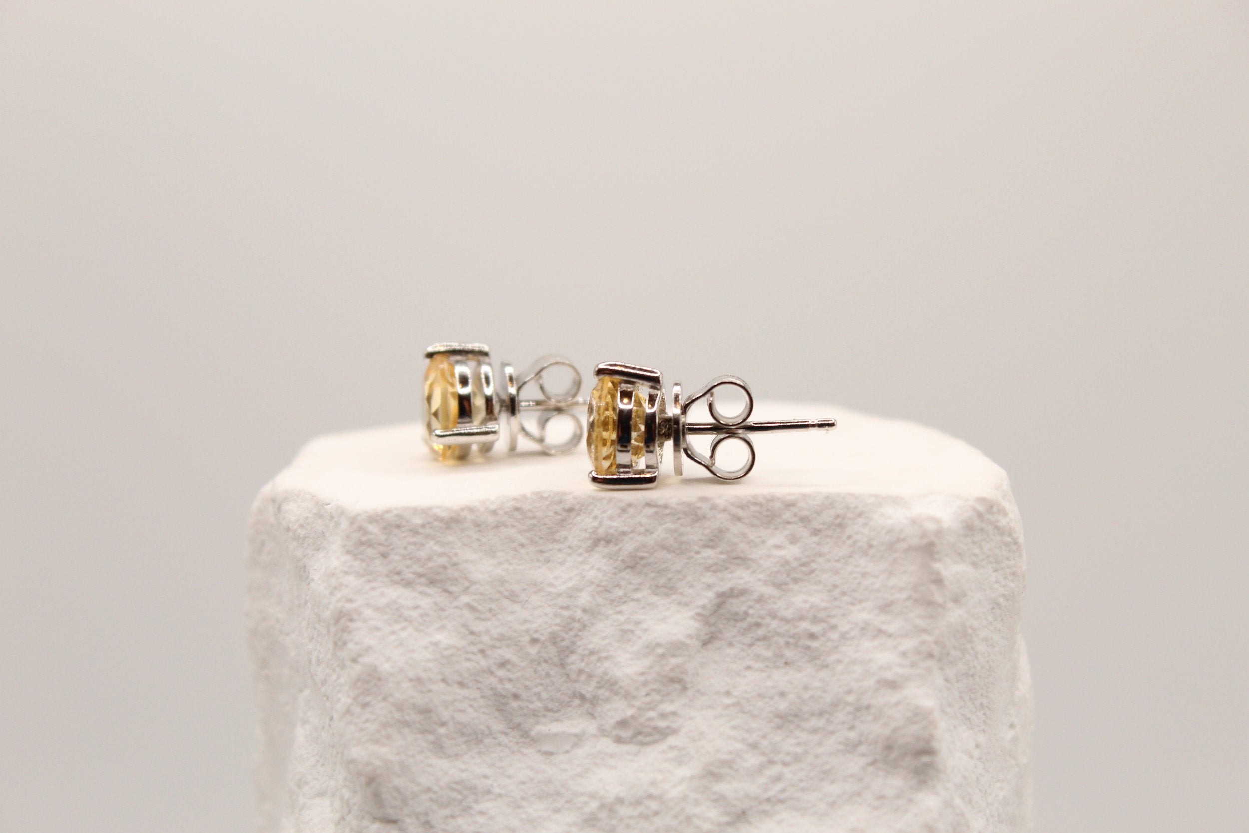 Champagne Glow Studs