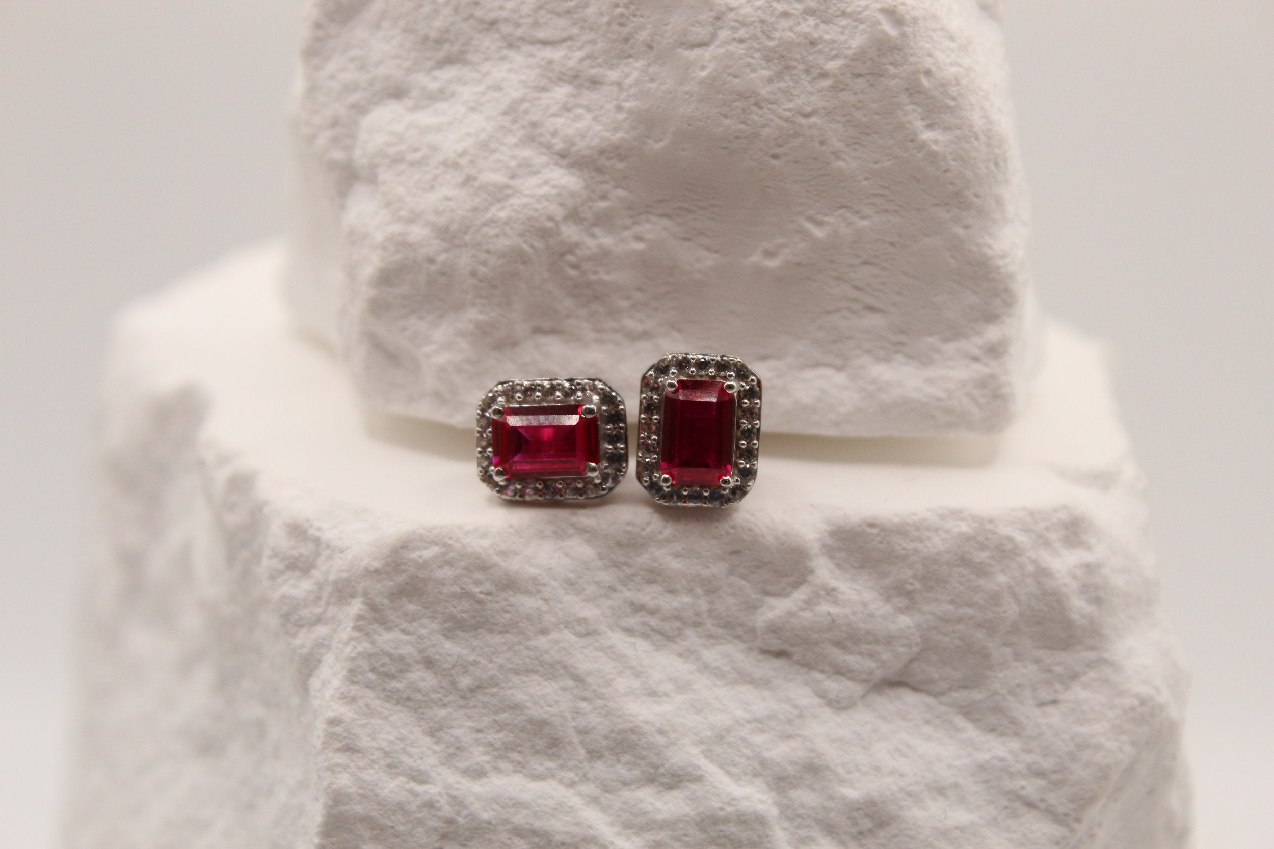 The Monaco Sapphire Set