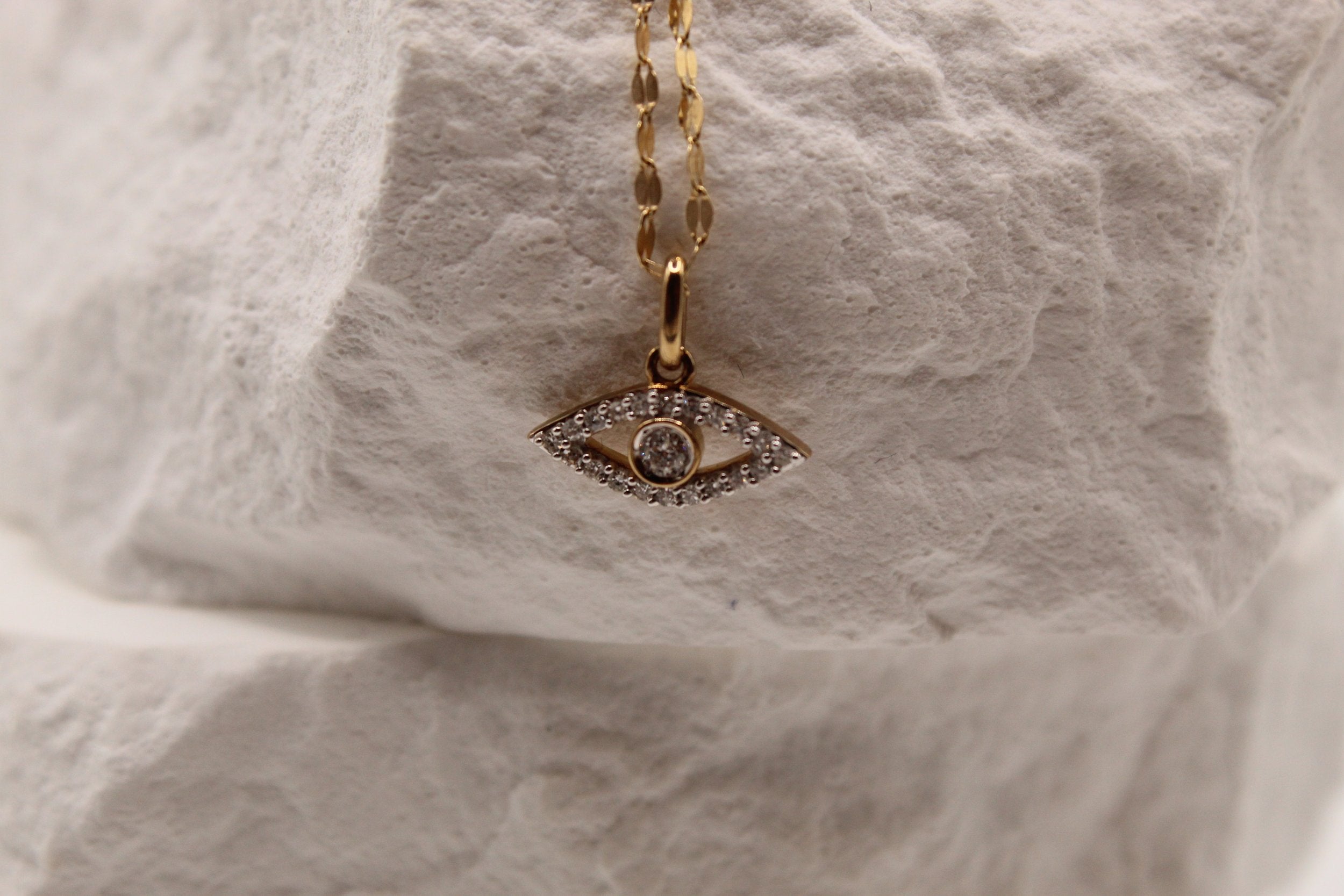 Eye of Light Necklace