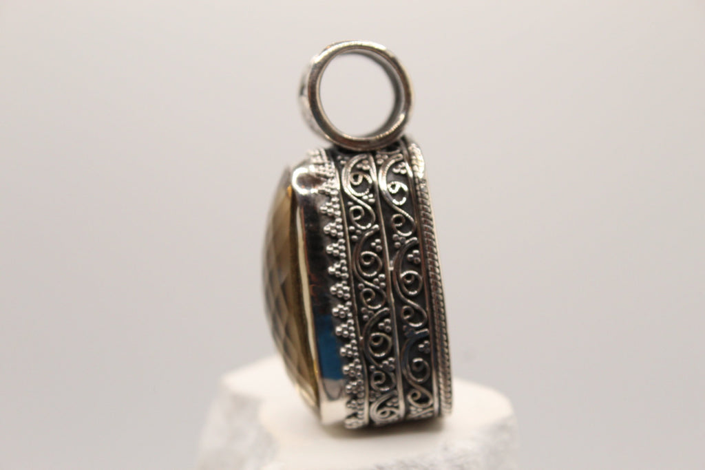 Golden Hour Pendant