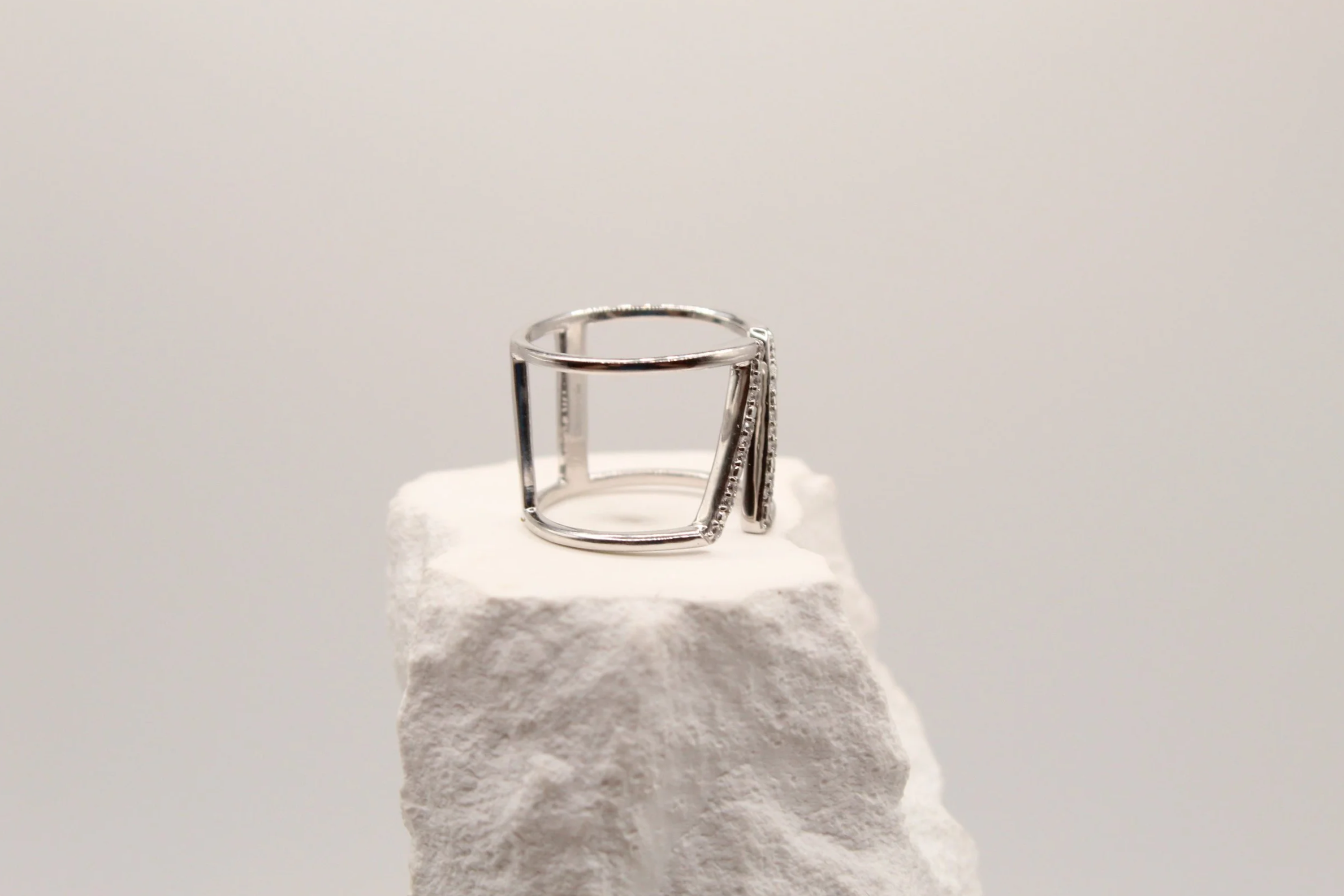 Infinity Luxe Ring