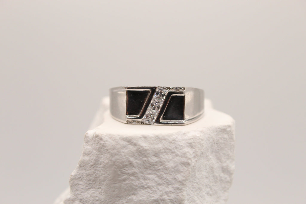 Sterling Noir Ring