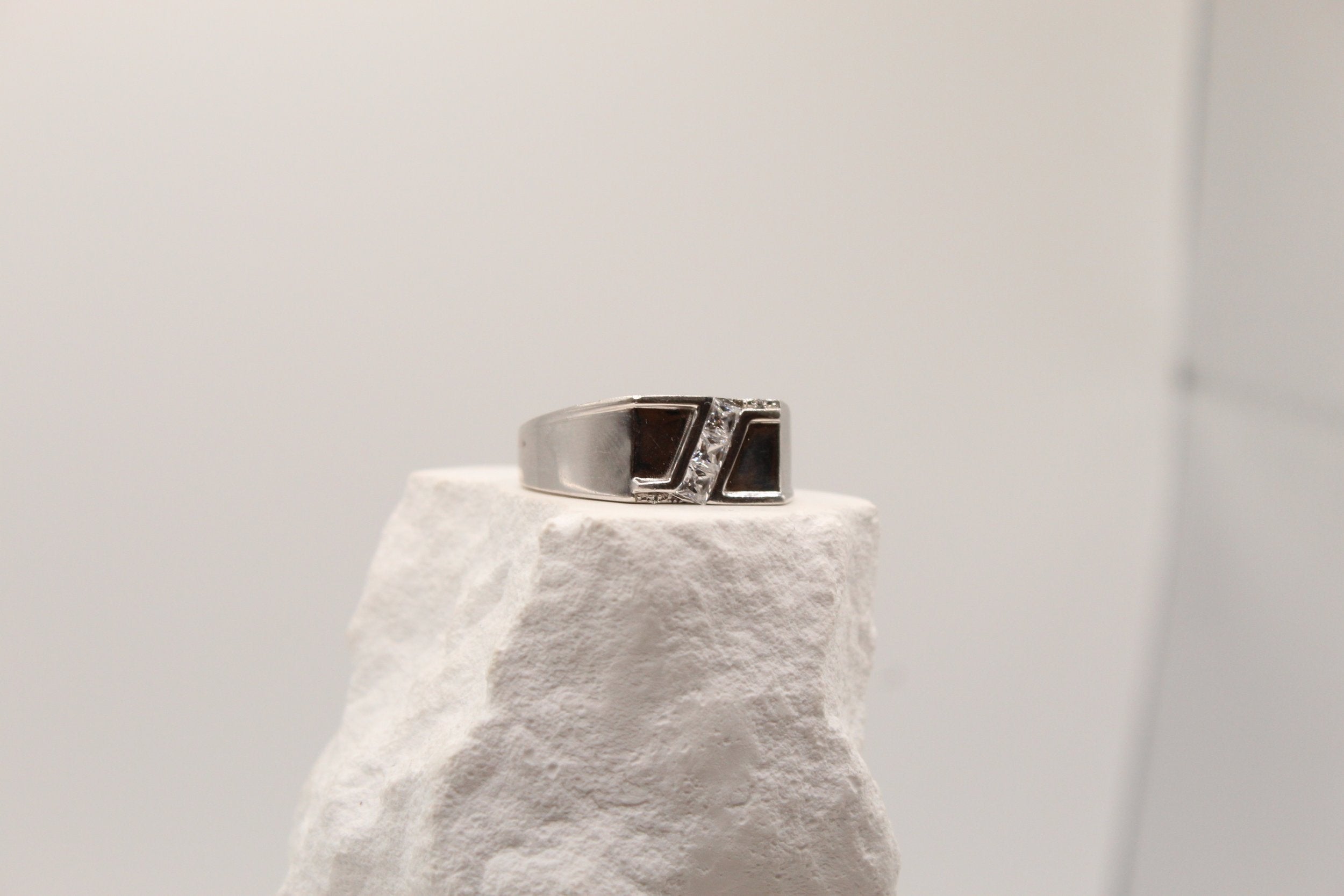 Sterling Noir Ring