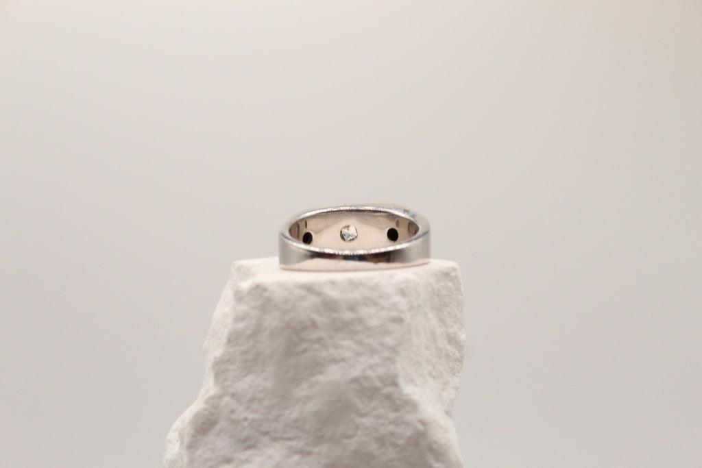 Sterling Noir Ring