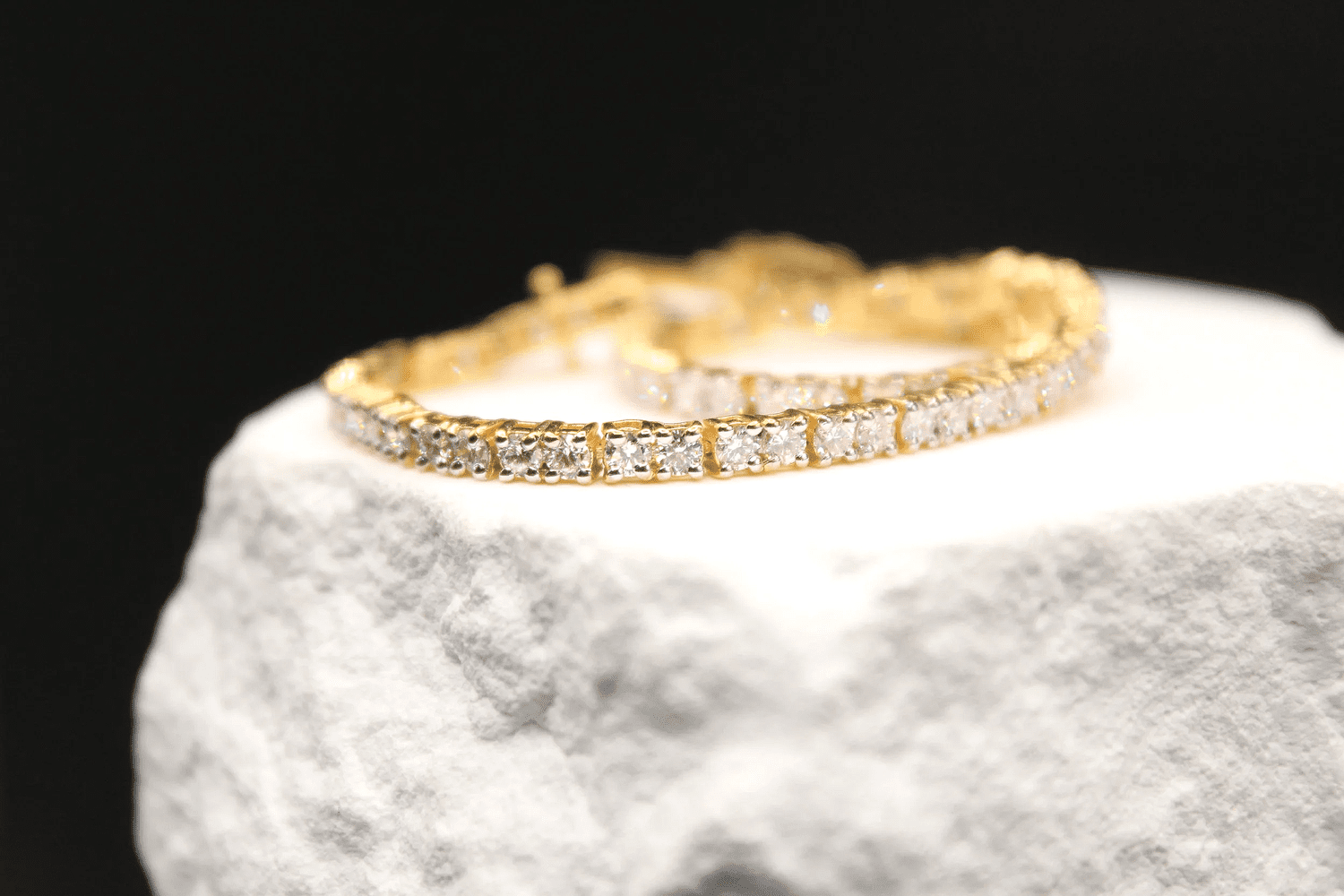 Lumière Eternity Diamond Bracelet