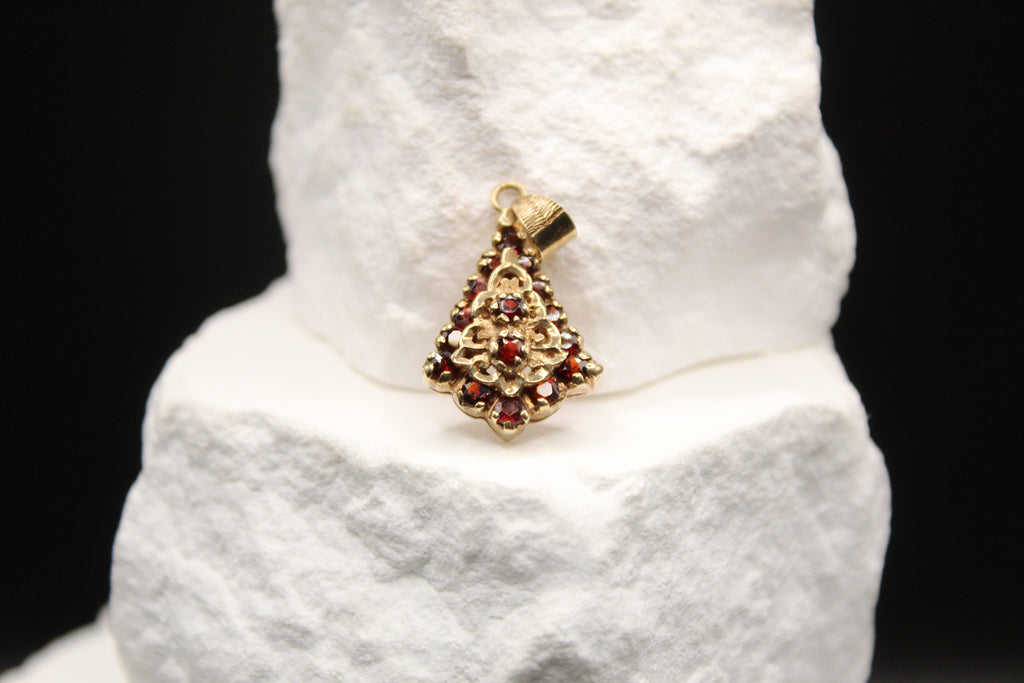 Garnet Heritage Pendant